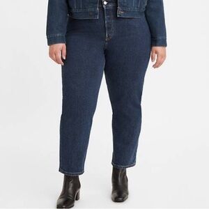 Levi’s 724 High-Rise Straight Plus Size Jeans (20W)